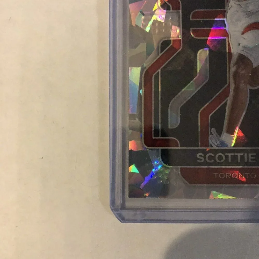 2021-22 PANINI PRIZM SCOTTIE BARNES RC #320 SILVER CRACKED ICE PRIZM PARALLEL SP